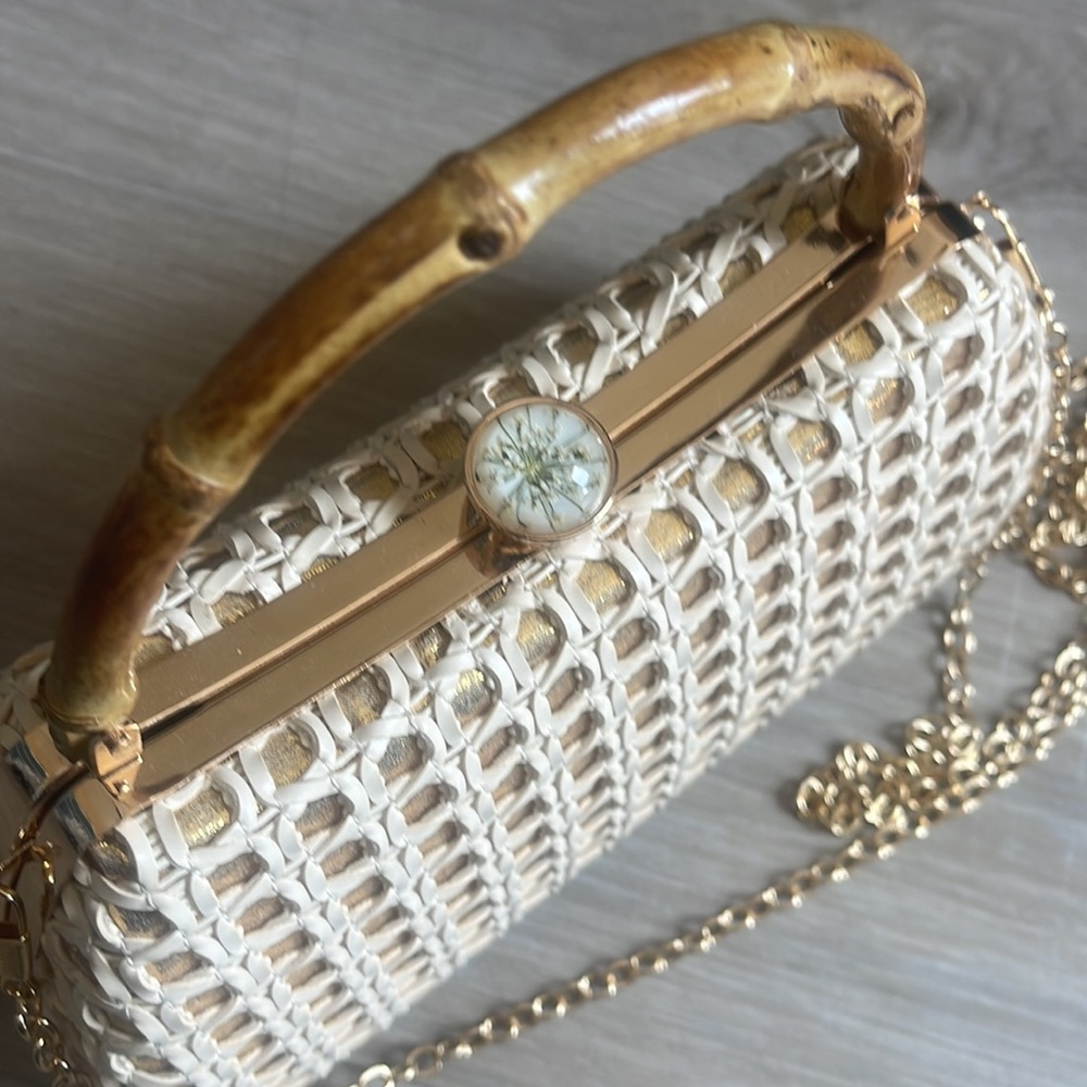 Adorable small event bag 🙌🏻✨🫶🏻 - Picture 3 of 5